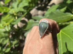 Anillo de Obsidiana Manto Huichol Espiral