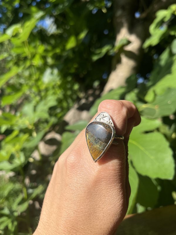 Anillo de Ojo de Halcón