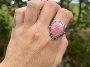 Anillo de Rodocrosita lágrima