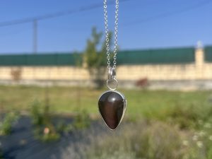 Colgante de Obsidiana Arcoíris rosa