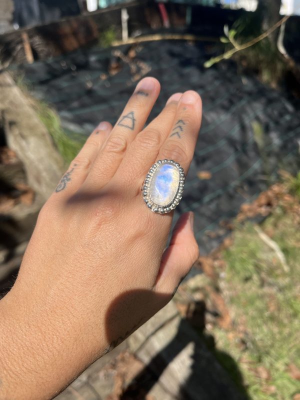 Anillo de Piedra de luna ovalado con bolitas - Imagen 2