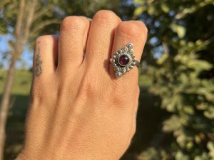Anillo de Amatista
