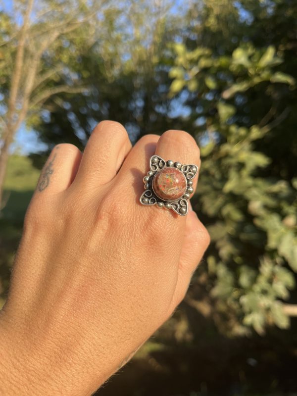 Anillo de Ópalo de Fuego Mexicano flor