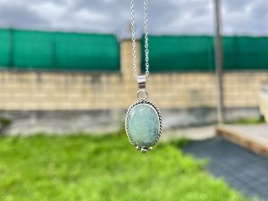 Colgante de Aguamarina con cordoncito