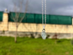 Colgante de Aguamarina en bruto