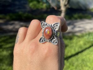 Anillo de Ópalo de Fuego Mexicano flor