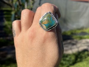 Anillo de Opalina de Perú rombo