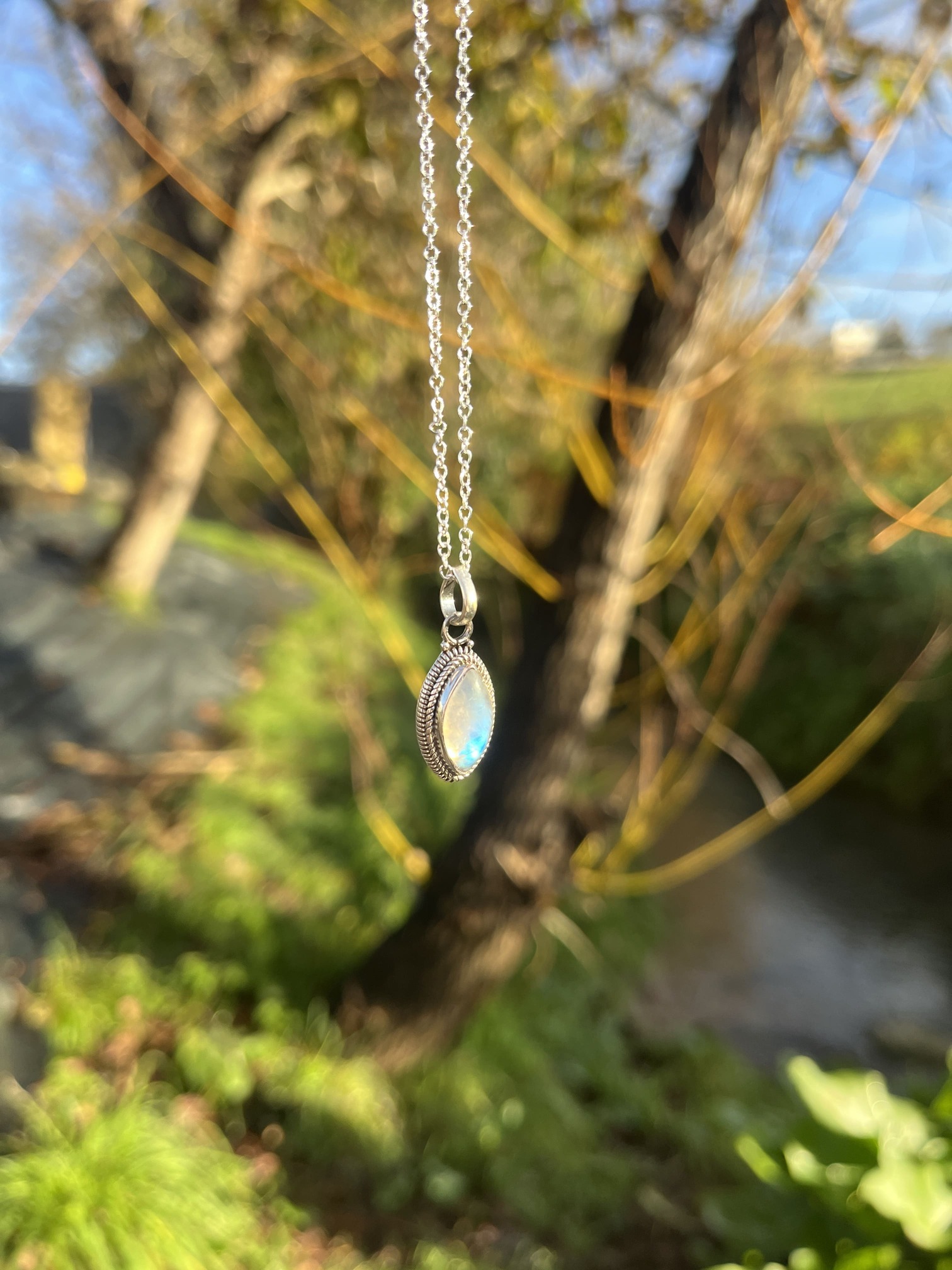 Colgante de Piedra de Luna dos puntas rústico - Imagen 2