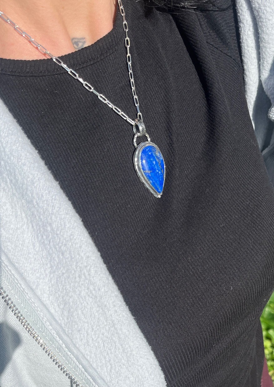 Colgante de Lapislázuli lágrima dorada - Imagen 4