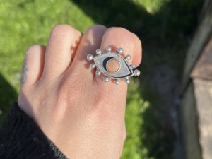 Anillo de Cuarzo rosa estrella "Mirada interior"