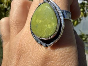 Anillo de Serpentina de Perú